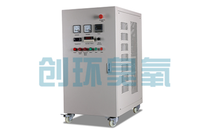 阜平冬季养殖场密闭消毒双赢方案：臭氧发生器在工厂化水产与畜牧场景的安全应用